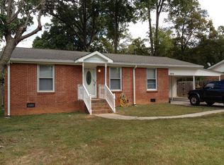 3859 Stonehaven Dr, Charlotte, NC 28215