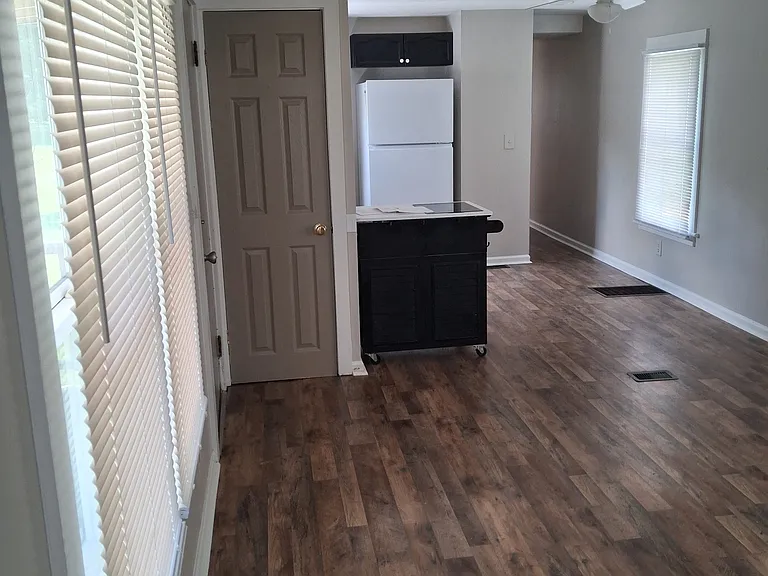 121 Jax Dr #10 — Photo 9