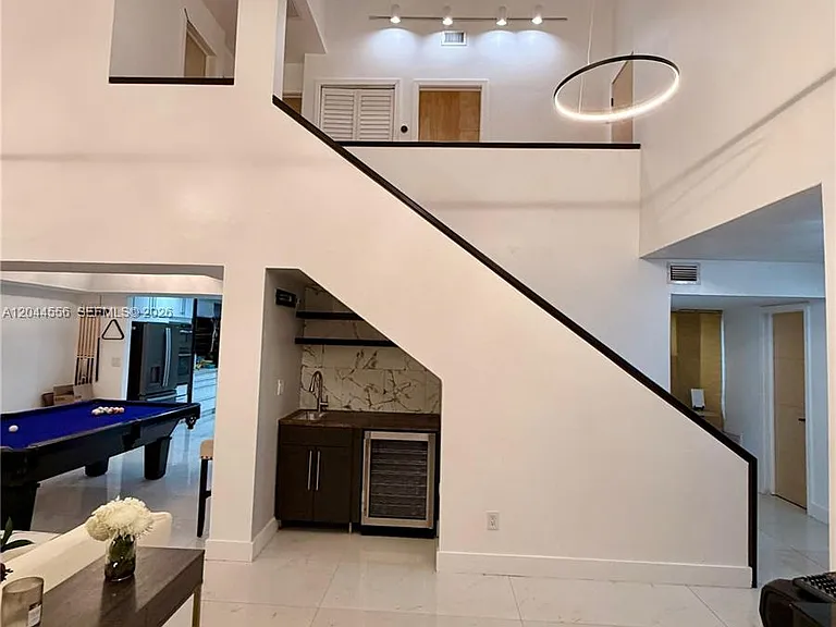 8646 SW 94th St — Photo 3