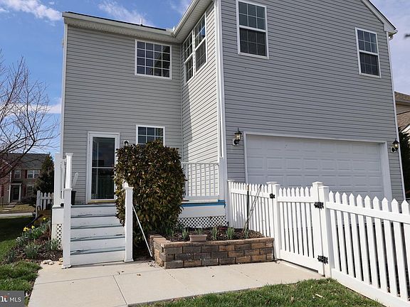 2nd image of 1224 N Fairfax Blvd