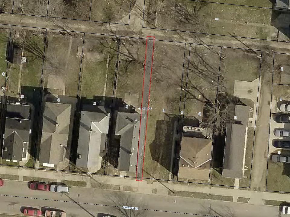 2nd image of 340 Hanover St
