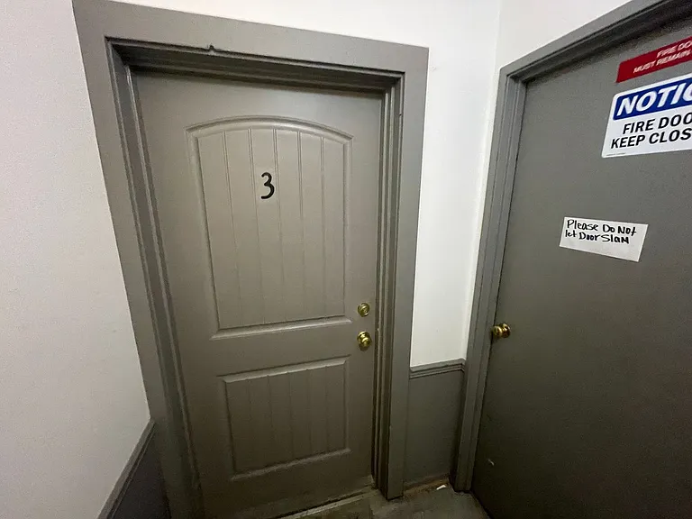 342-344 W. Main St (Commercial First Floor + 7 Apartments) — Photo 10