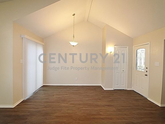 5th image of 436 Pogue St