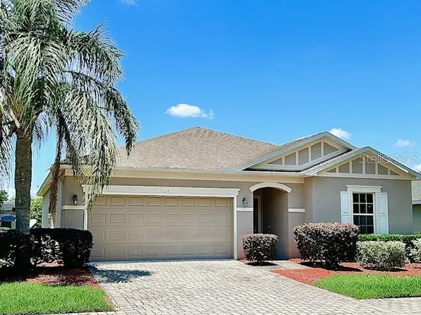 5009 Neptune Cir, Oxford, FL 34484