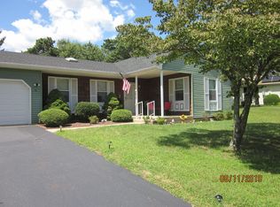 12 Auburn Ct, Whiting, NJ 08759