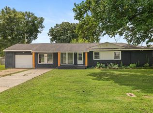 1020 Moss Ave, Muscle Shoals, AL 35661