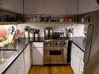 5th image of 11 W 18th St APT 2E