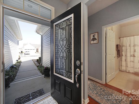 3rd image of 8045 Pawleys Ct