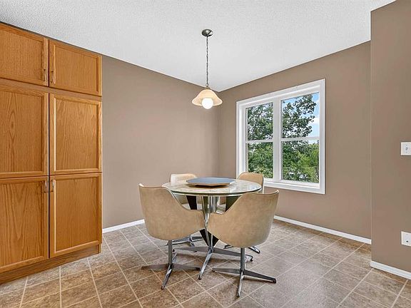 3rd image of 7 NW Westland Rd #42