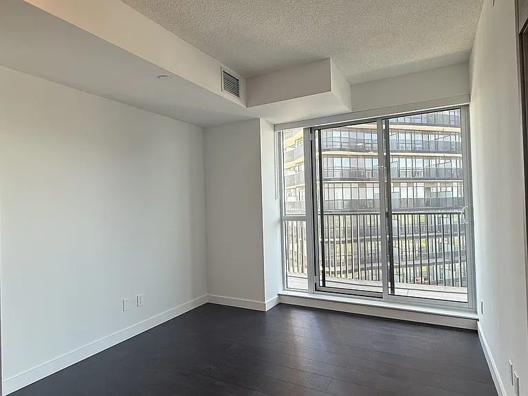 68 Esther Shiner Blvd #2105 — Photo 8