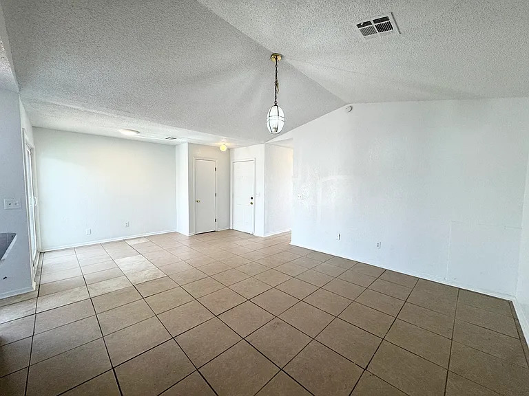 339 NW 119th St #339 — Photo 9
