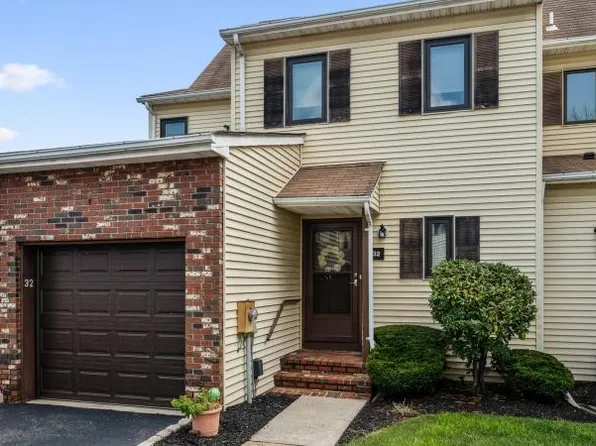 32 Coppermine Vlg, Flemington, NJ 08822