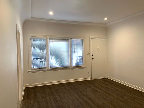 3rd image of 832 N Alta Vista Blvd #834.25