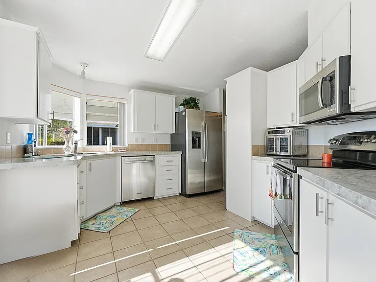 3016 Five Iron Dr — Photo 5