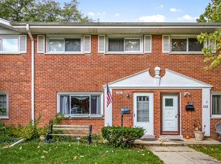 340 Skokie Ct, Wilmette, IL 60091