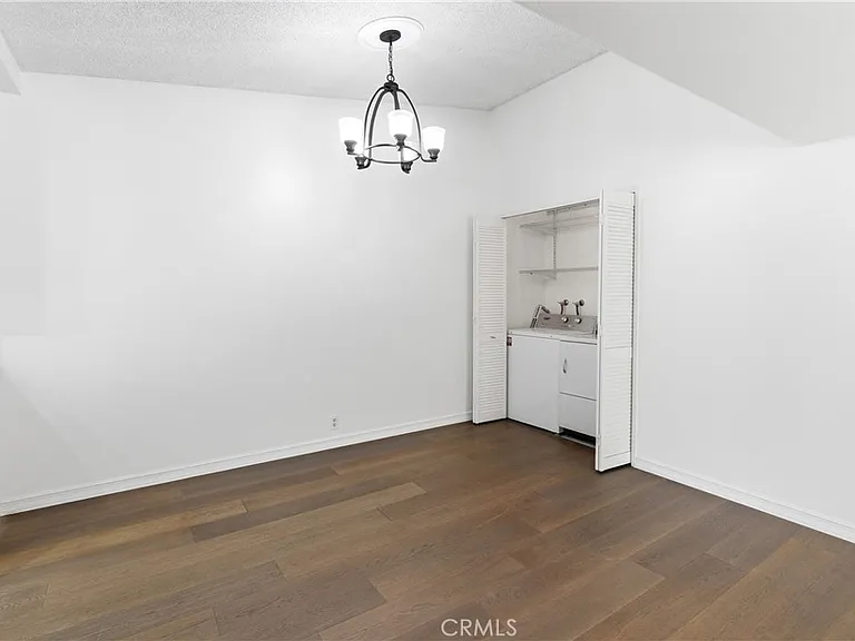 26058 Serrano Ct — Photo 6