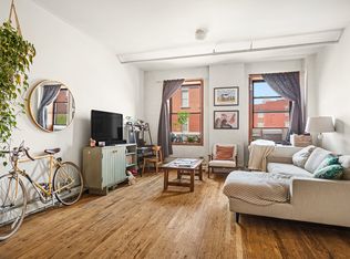 694 Metropolitan Ave APT 304, Brooklyn, NY 11211