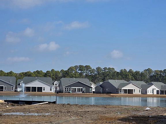 2nd image of 2048 Woodrush Loop