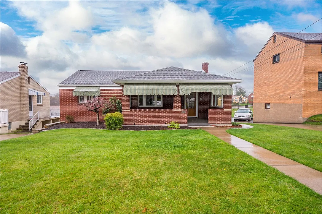 1116 Cascade Dr photo 1