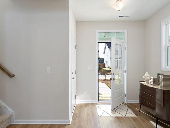 Image represents a previous build. Design selections and options may vary.