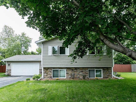 2nd image of 14636 Burnell Park Dr