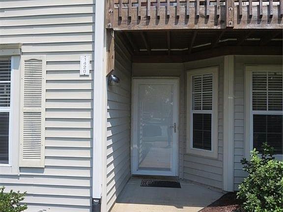 2nd image of 1420 Willow Pointe Ct