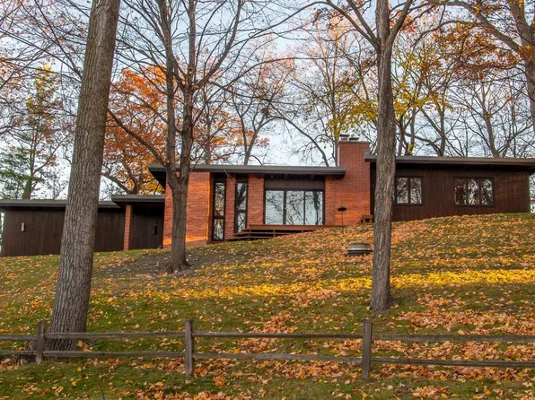 5811 Hobe Ln, White Bear Township, MN 55110