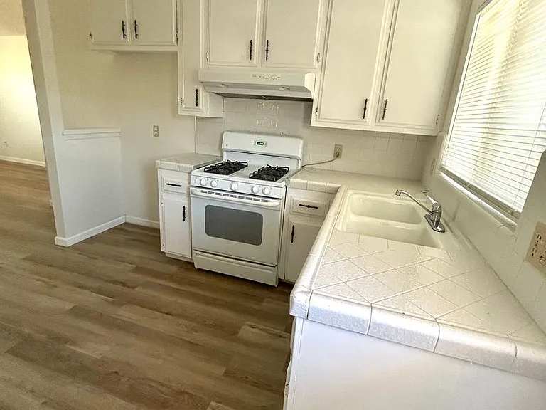 73615 Sun Valley Dr — Photo 5