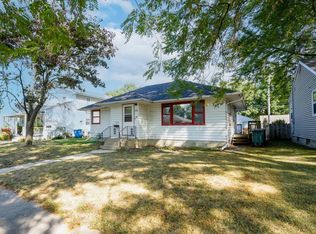 1022 Kingsley Ave, Waterloo, IA 50701