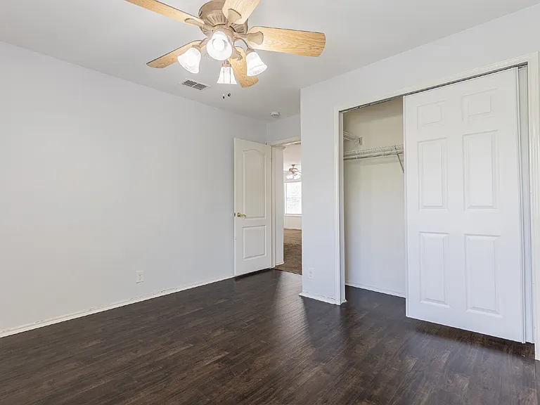 10703 Tiger Chase — Photo 27