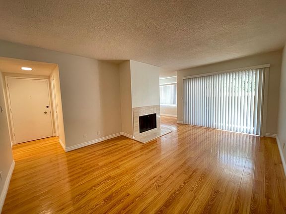 4th image of 1835 Camden Ave APT 104