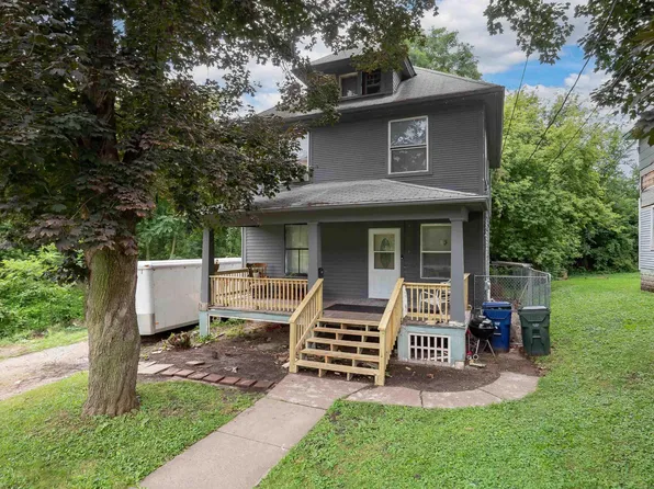 613 W 13th St, Davenport, IA 52803