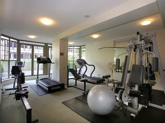 867 Hamilton St #1003 — Photo 16