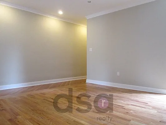 Rented by DSA Realty | media 25
