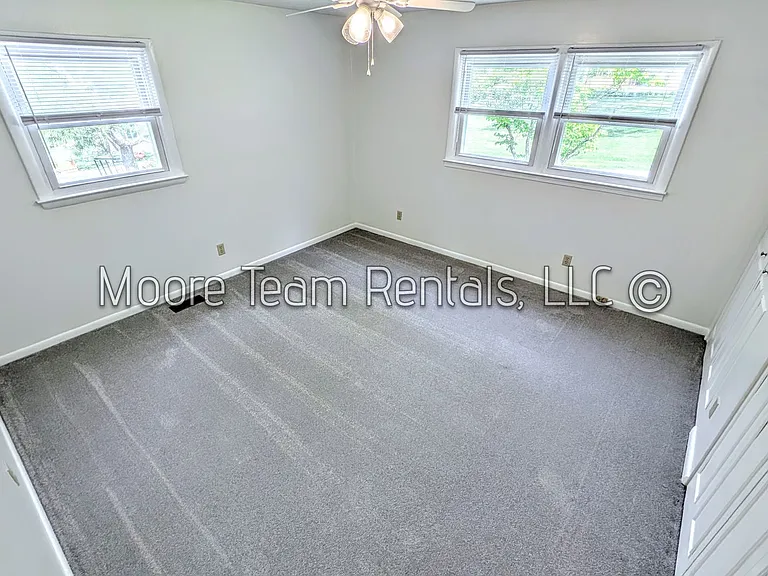 17 Due West Rd — Photo 7
