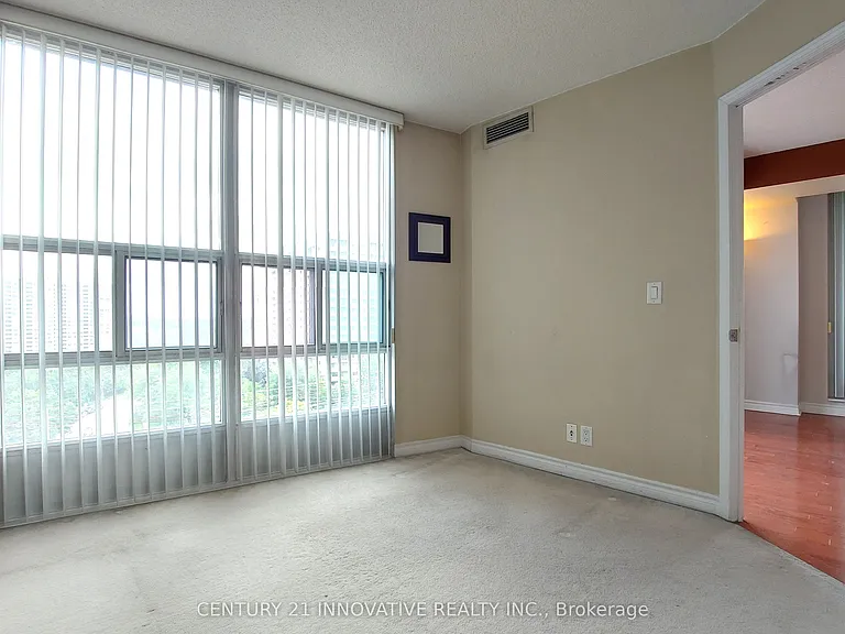 33 Elm Dr W #1012 — Photo 15