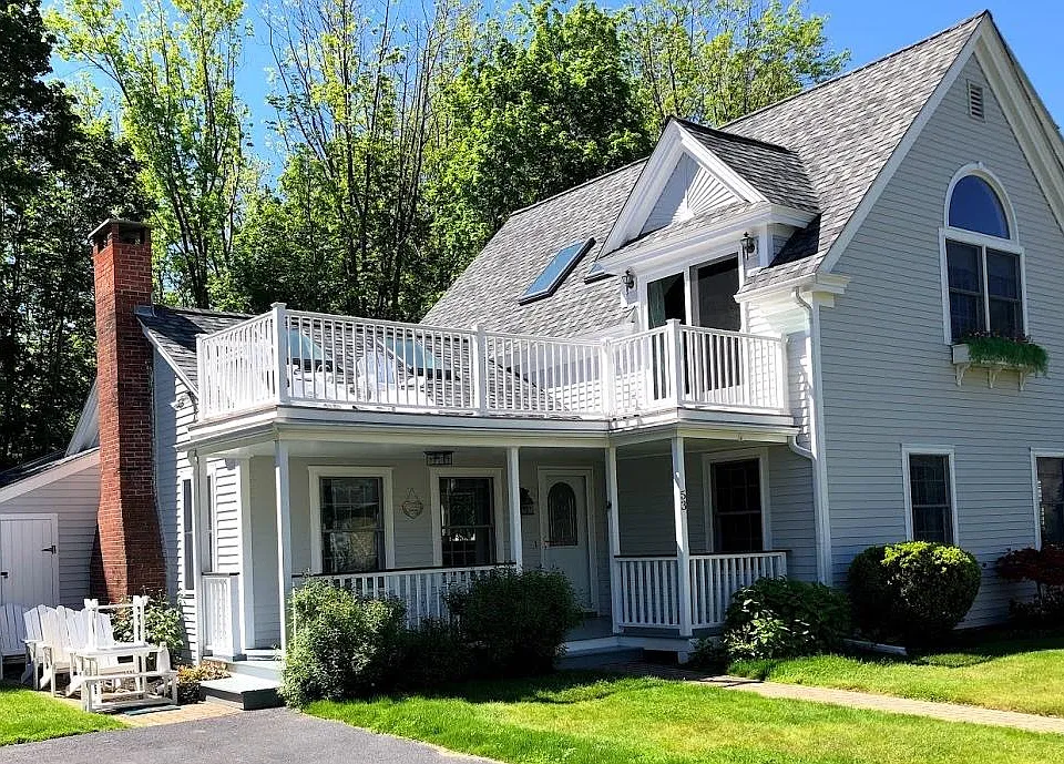 53 Cottage St