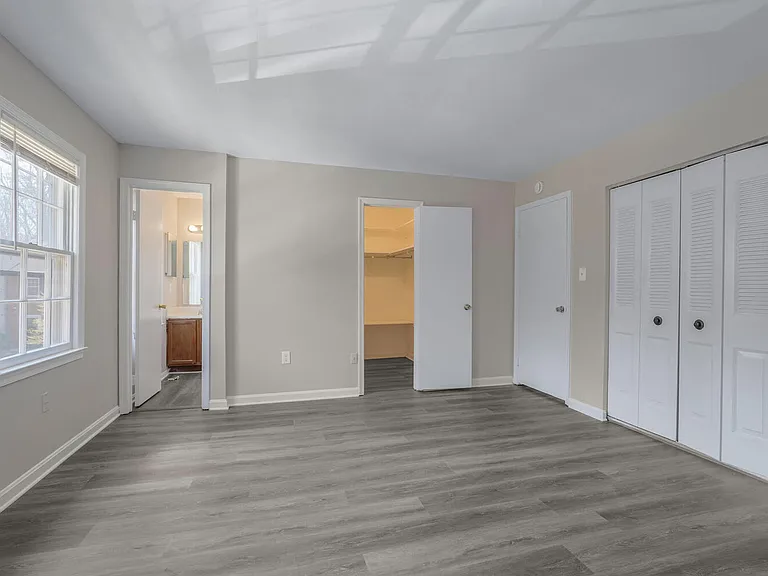 7314 Eggar Woods Ln — Photo 20