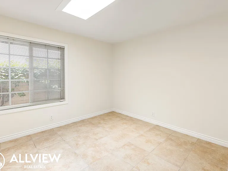 19 Fairdawn — Photo 30