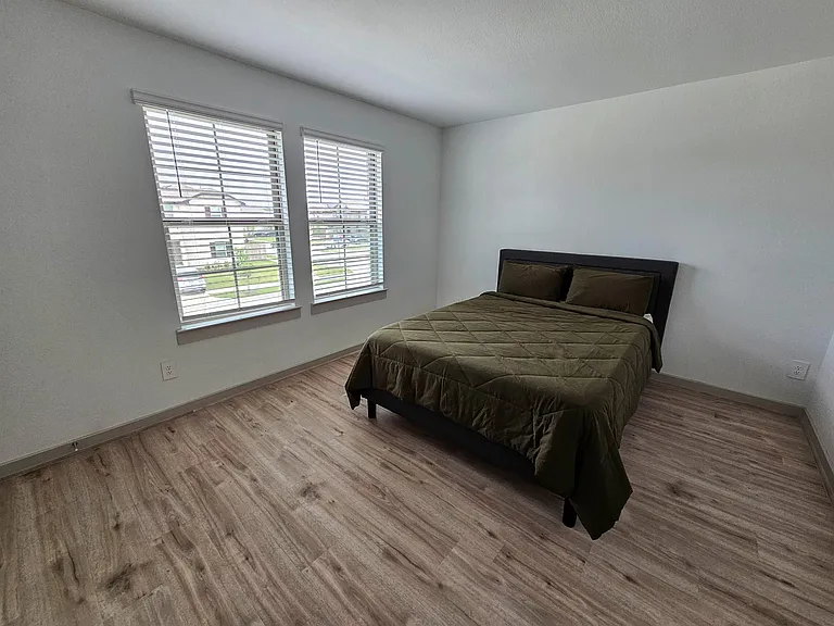 1507 Maple Ridge Dr — Photo 23