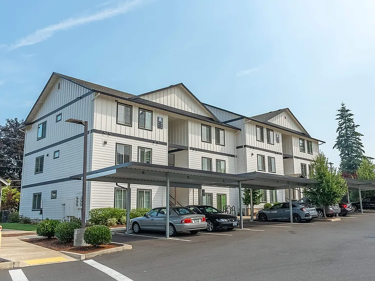 Sandyplace Apartment Homes — Photo 9