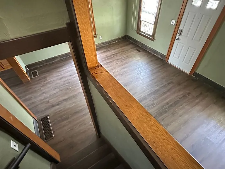 523 Nicholas St — Photo 7