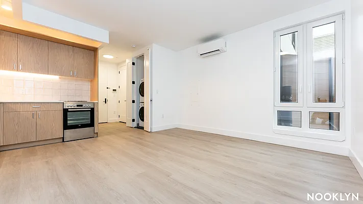 Rented by Nooklyn NYC LLC | media 13