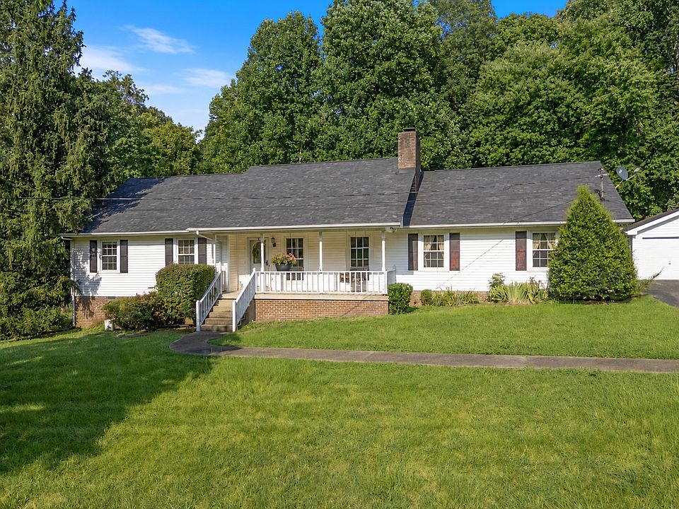 1st image of 219 Brady Dr