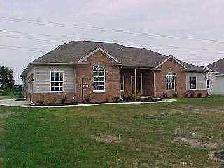 2nd image of 10250 Blue Ridge Dr N