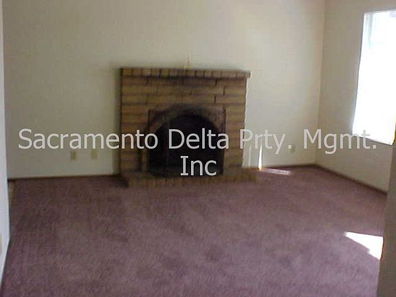 2nd image of 4505 Merganser Ct