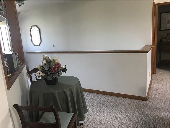 4th image of 7078 S Pr Royal Springs Dr