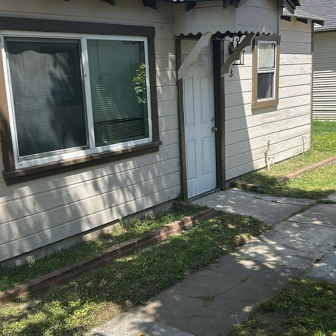 E Nichols Ave, Sacramento — Photo 1