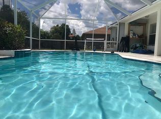 562 SW Prater Ave, Port Saint Lucie, FL 34953