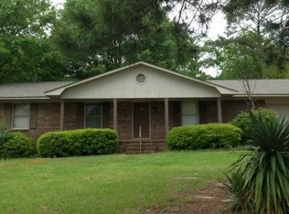 816 Honeysuckle Rd, Dothan, AL 36305
